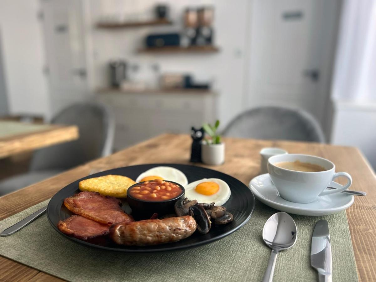 United Home B&B Salford  Dış mekan fotoğraf