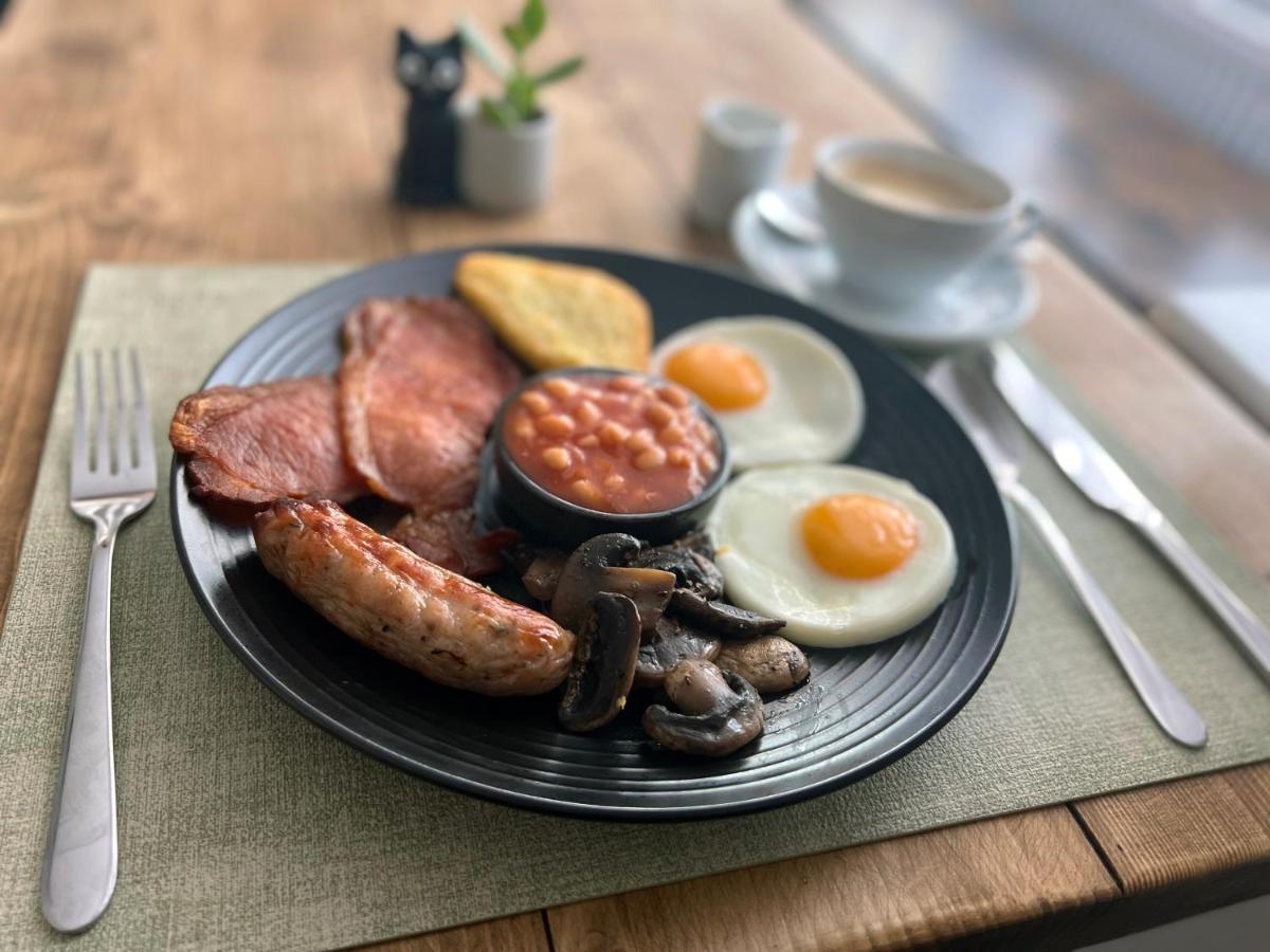 United Home B&B Salford  Dış mekan fotoğraf