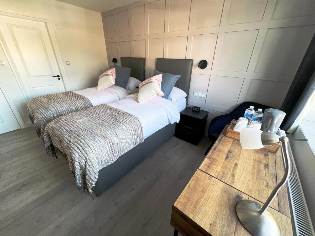 United Home B&B Salford  Dış mekan fotoğraf