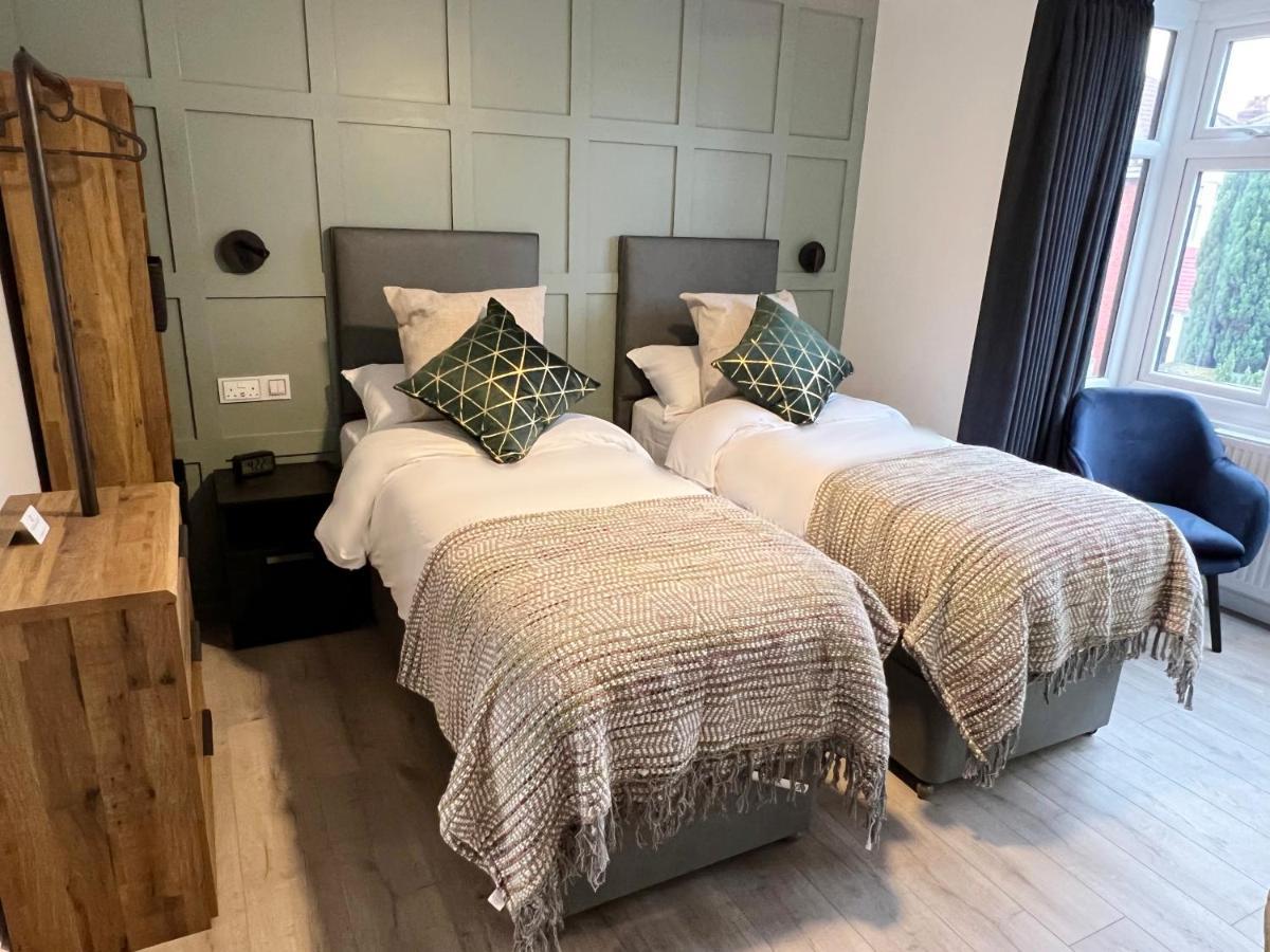 United Home B&B Salford  Dış mekan fotoğraf